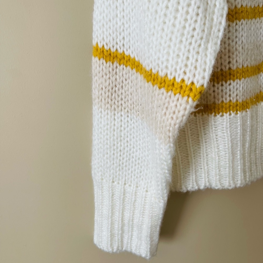 Sweater - Picture 9 of 10